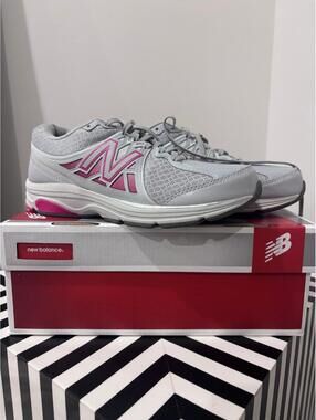 New Balance Walking Sneakers Gray Pink Women’s Size 7 NEW In Box